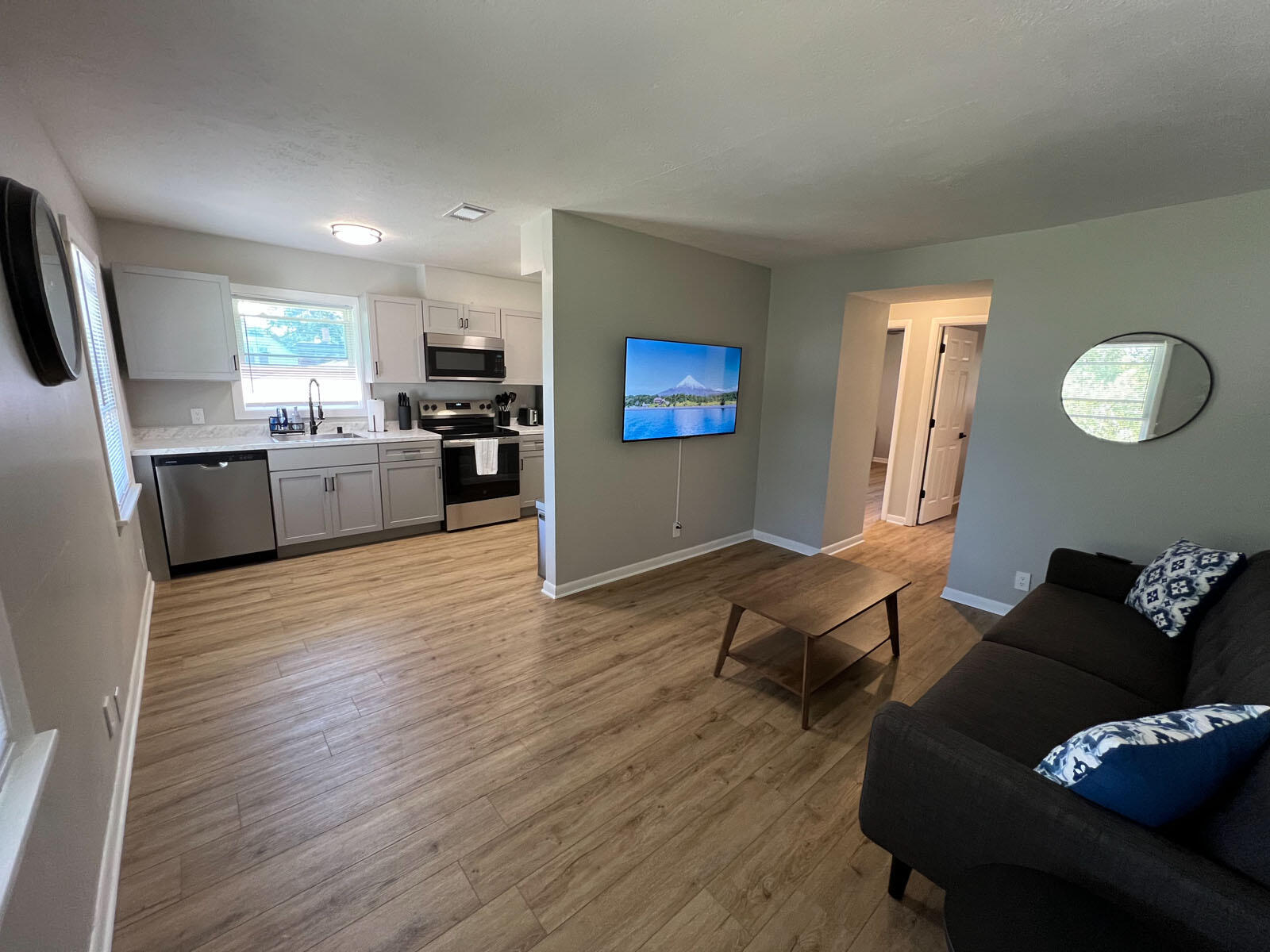 SDF Louisville Crashpad Great Room