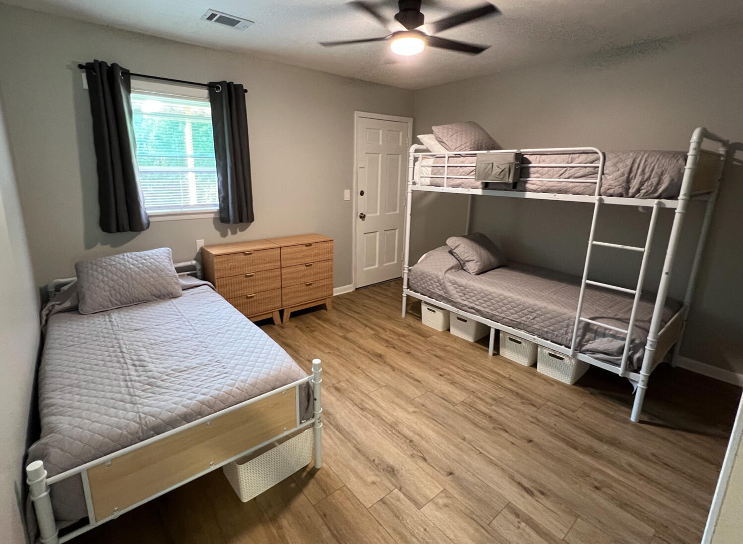 SDF Louisville Crashpad Bunk Room