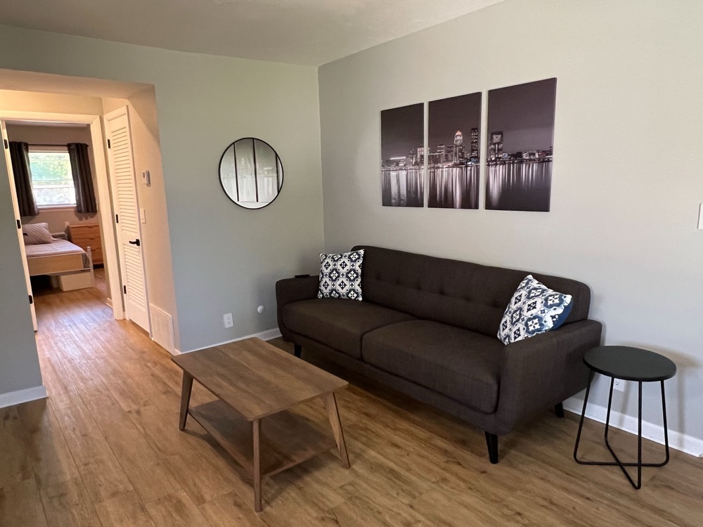 Spacious shared living room to relax between flights